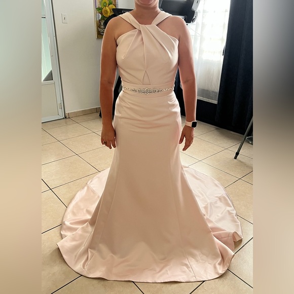 New Martin Thornburg Wedding Gown - Picture 5 of 5